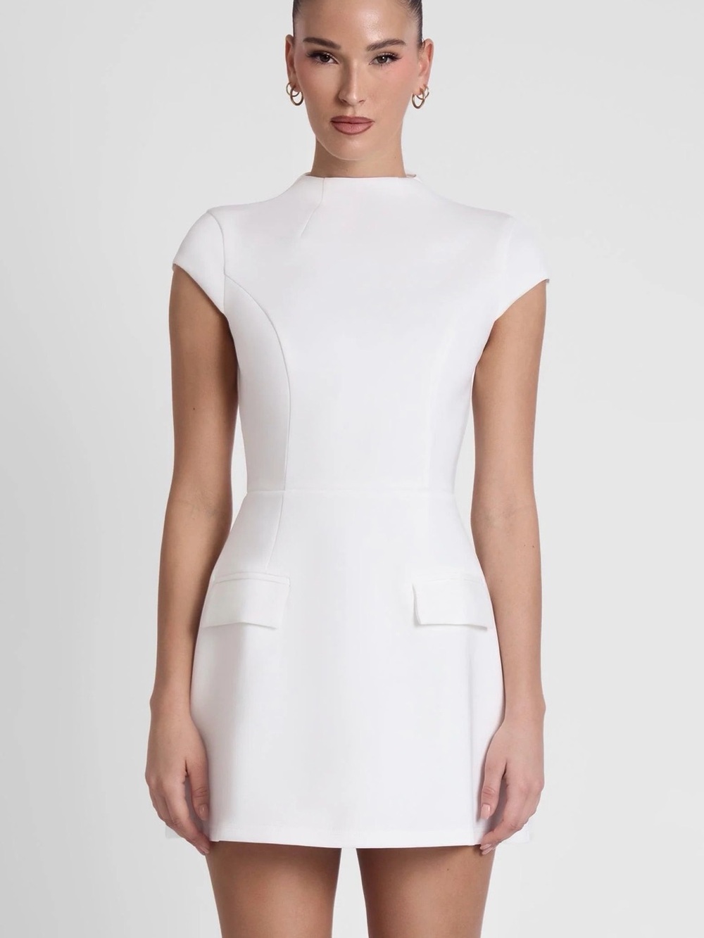 LEAU White Cap-Sleeve Mini Dress